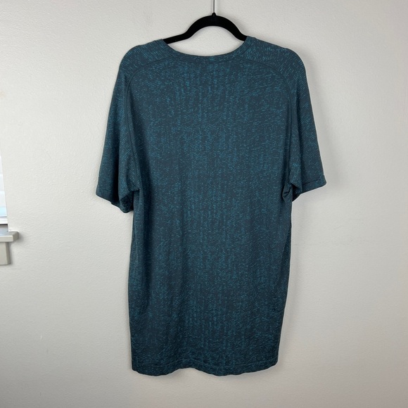 Lululemon Metal Vent Tech Short Sleeve Shirt - Picture 3 of 5